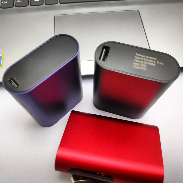 Сенсорное портативное зарядное устройство Power Bank 10000 mAh / Type C, USB-выход